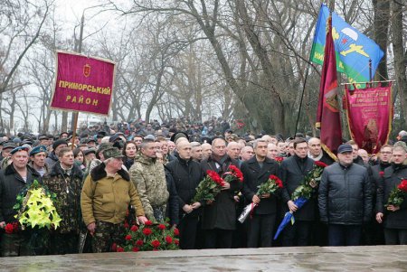 Сегодня в Одессе вспоминали воинов, жизнь отдавших на чужбине (фоторепортаж) 