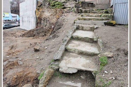 В старой Одессе выросла несокрушимая Скидановская стена (фоторепортаж)