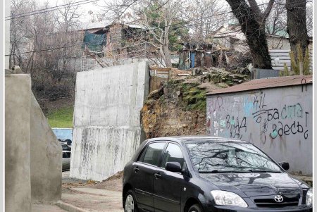В старой Одессе выросла несокрушимая Скидановская стена (фоторепортаж)