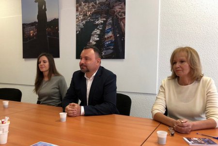 Одесса и Марсель обменяются туристическими символами
