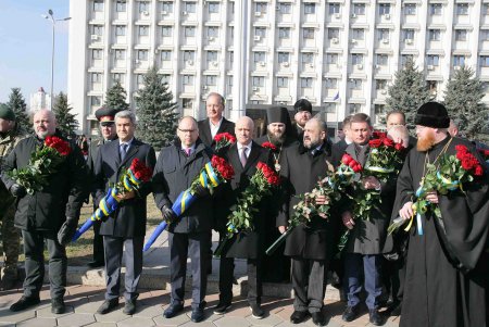 В Одессе почтили память Героев Небесной сотни (фоторепортаж)