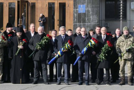 В Одессе почтили память Героев Небесной сотни (фоторепортаж)