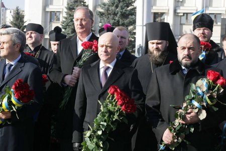 В Одессе почтили память Героев Небесной сотни (фоторепортаж)