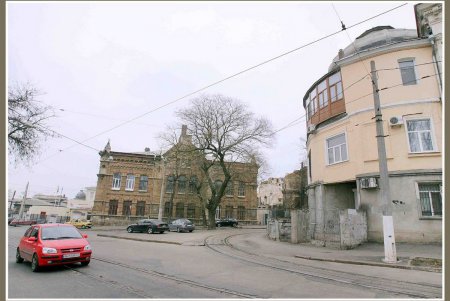 Старопортофранковская с «сородителем» Остапа Бендера и без черты порто-франко (фоторепортаж)