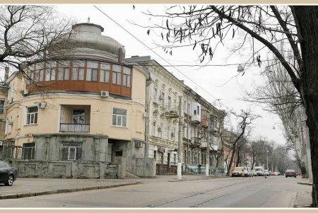 Старопортофранковская с «сородителем» Остапа Бендера и без черты порто-франко (фоторепортаж)