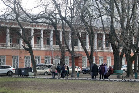 Старобазарный сквер прирастет сотками (фоторепортаж)