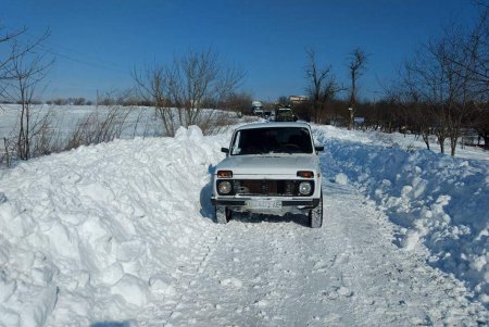 Движение транспорта возобновлено на двух региональных трассах (фото, обновлено)