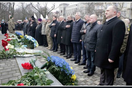 Одесситы отметили годовщину со дня рождения Великого Кобзаря (фоторепортаж)