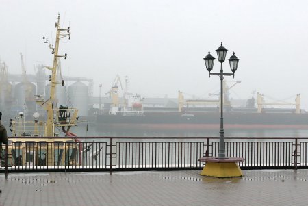 В тумане скрылась милая  Одесса... (фотозарисовка)