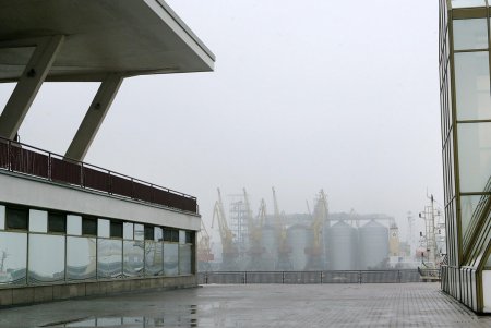 В тумане скрылась милая  Одесса... (фотозарисовка)