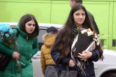 В Одессу прибыли цветные посланцы поздней весны (фоторепортаж)