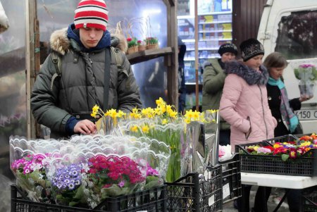 В Одессу прибыли цветные посланцы поздней весны (фоторепортаж)