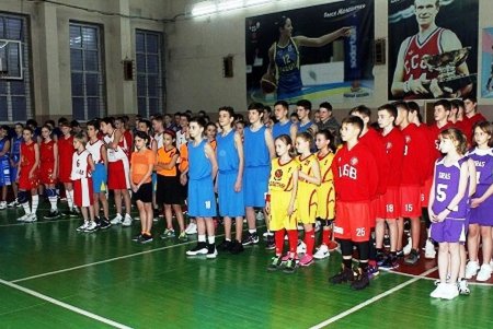 В Одессе состоялся традиционный баскетбольный турнир памяти Бориса Литвака (фото)