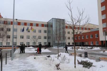 Зарубежные дипломаты побывали на рабочих местах новой мэрии Одессы (фото)