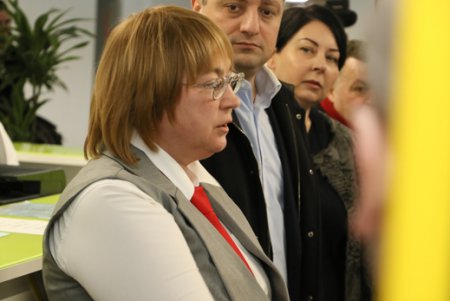 Зарубежные дипломаты побывали на рабочих местах новой мэрии Одессы (фото)