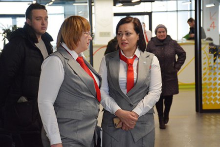 Зарубежные дипломаты побывали на рабочих местах новой мэрии Одессы (фото)