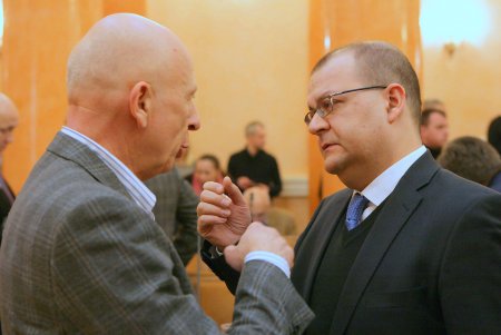 Депутатский корпус городской громады Одессы: работа в зале и в кулуарах (фотофакты)