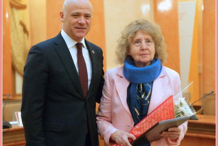 Культурная столица Украины вручила премии наиболее отличившимся деятелям культуры и искусства (фото)