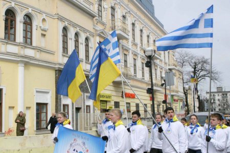На улицах Одессы танцевали сиртаки (фоторепортаж)