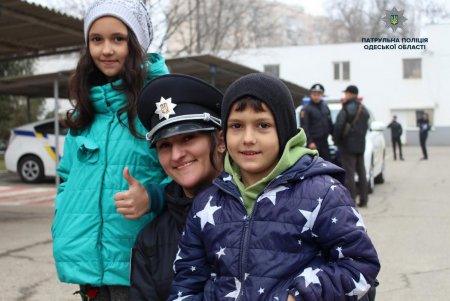 В рядах одесских патрульных молодое пополнение (фото)
