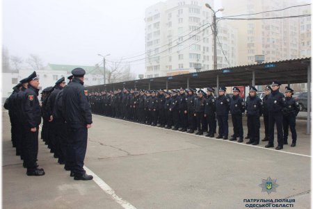 В рядах одесских патрульных молодое пополнение (фото)
