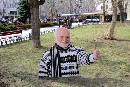 В Одесском Горсаду сегодня стра-а-а-шно смешно (фото)