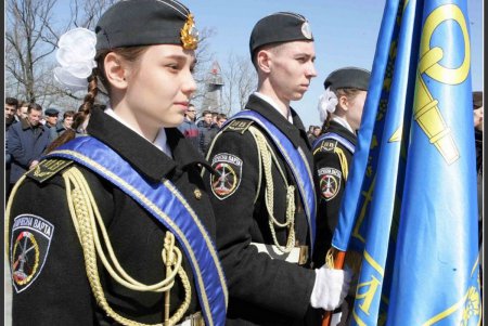 Посту №1 на Аллее Славы исполнилось полвека (фоторепортаж)