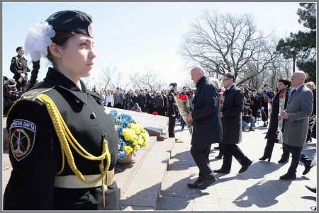 Посту №1 на Аллее Славы исполнилось полвека (фоторепортаж)