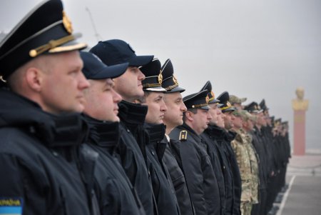 Пограничники и военные моряки почтили память героев-освободителей Одессы (фото)