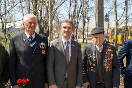 В сквере Партизанской славы почтили память погибших воинов-освободителей Одессы (фото)