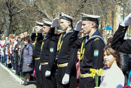 В сквере Партизанской славы почтили память погибших воинов-освободителей Одессы (фото)