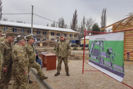 Министр обороны Полторак проинспектировал строительство военного городка под Одессой (фото)