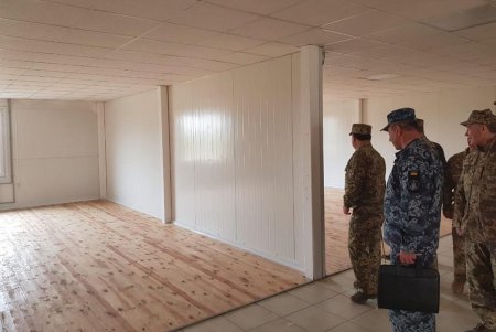 Министр обороны Полторак проинспектировал строительство военного городка под Одессой (фото)