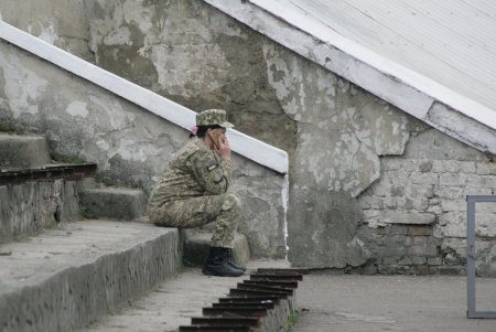 На руинах гордости армейского спорта (фоторепортаж)