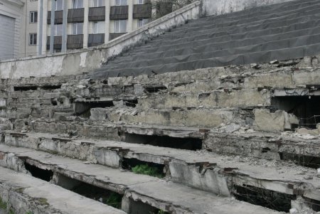 На руинах гордости армейского спорта (фоторепортаж)