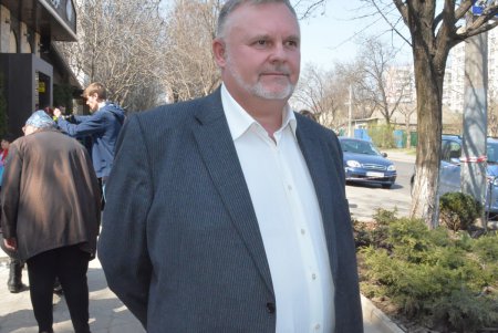 На одесской улице теперь «валяется» ключ от квартиры, в которой деньги лежат (фото)