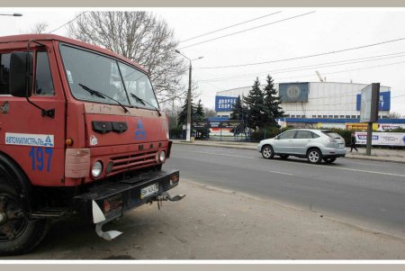Проспект Шевченко выравнивает горизонт (фоторепортаж) 