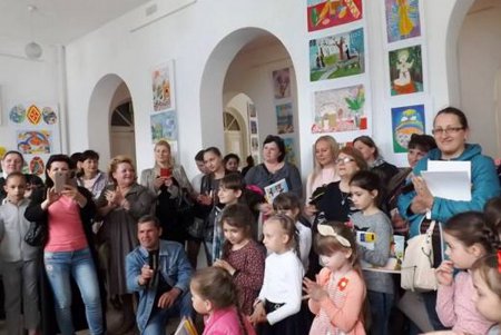 Юная одесситка выиграла Гран-при конкурса «Пасхальное сияние» (фото)