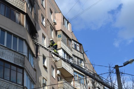 Пожар в жилом доме на Ильфа и Петрова не обошелся без жертв (фото, обновлено)