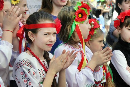 Одесские дети читают всегда, читают везде (фоторепортаж)