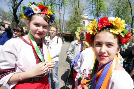 Одесские дети читают всегда, читают везде (фоторепортаж)