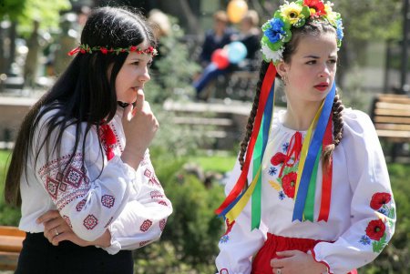 Одесские дети читают всегда, читают везде (фоторепортаж)