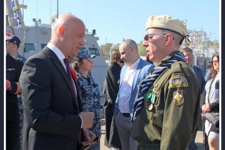 В Одессе торжественно отметили 100-летие Военно-Морского флага Украины (фоторепортаж)