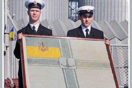 В Одессе торжественно отметили 100-летие Военно-Морского флага Украины (фоторепортаж)