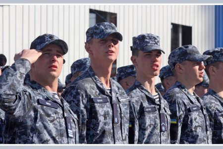 В Одессе торжественно отметили 100-летие Военно-Морского флага Украины (фоторепортаж)