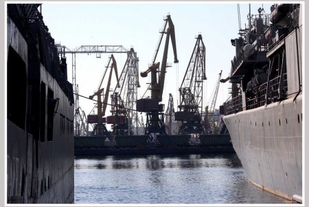 В Одессе торжественно отметили 100-летие Военно-Морского флага Украины (фоторепортаж)