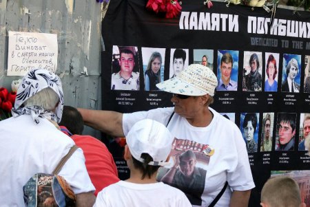 Одесса поминает своих мучеников (фоторепортаж)