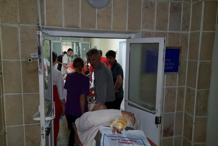 В Одесский госпиталь доставили раненых бойцов (фото)
