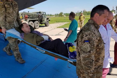 В Одесский госпиталь доставили раненых бойцов (фото)