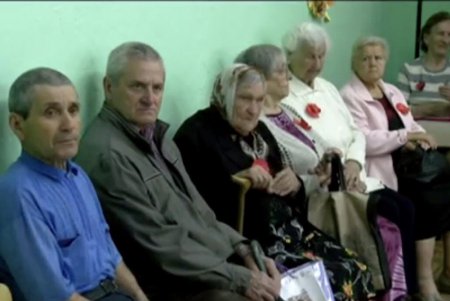 Накануне Дня Победы в Суворовском районе чествовали ветеранов Второй мировой (фото)